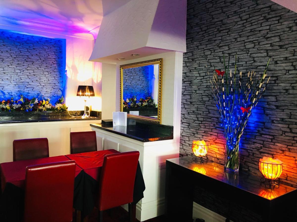 Windsor Park Hotel Blackpool Bagian luar foto