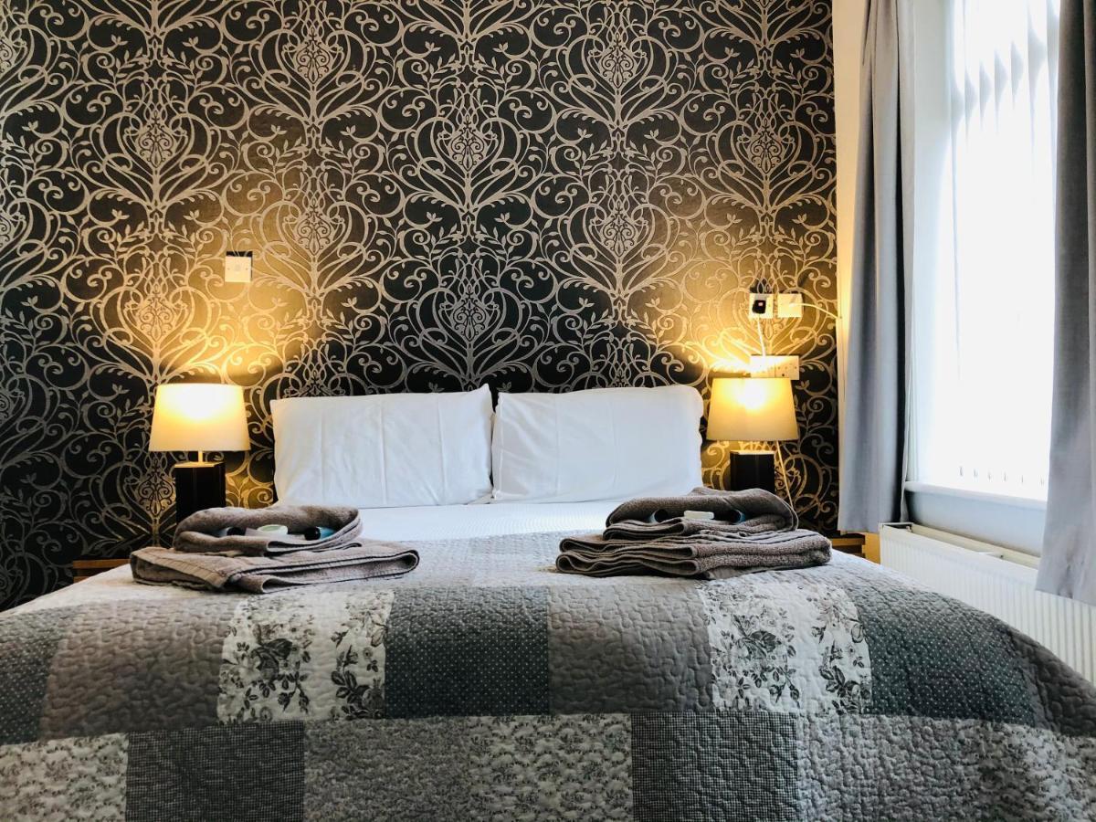 Windsor Park Hotel Blackpool Bagian luar foto