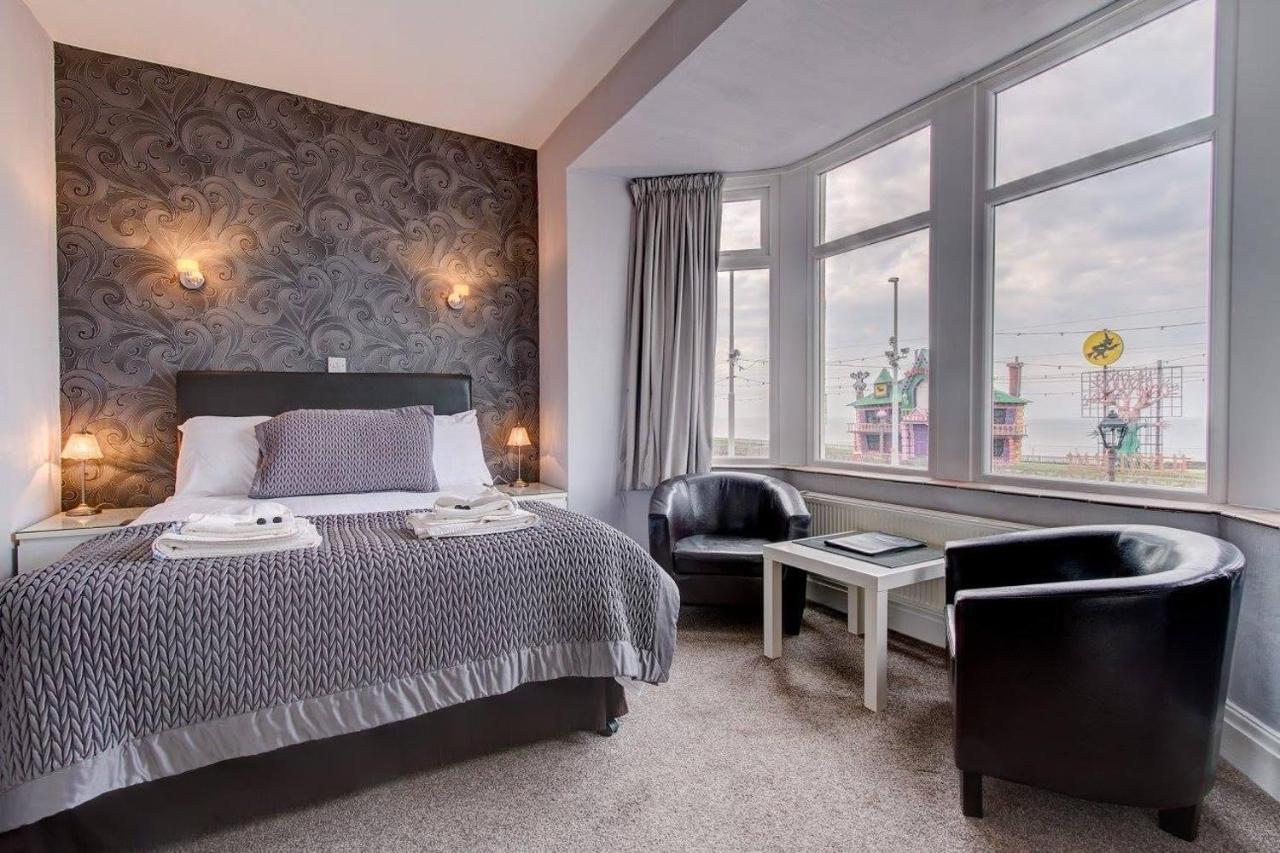 Windsor Park Hotel Blackpool Bagian luar foto