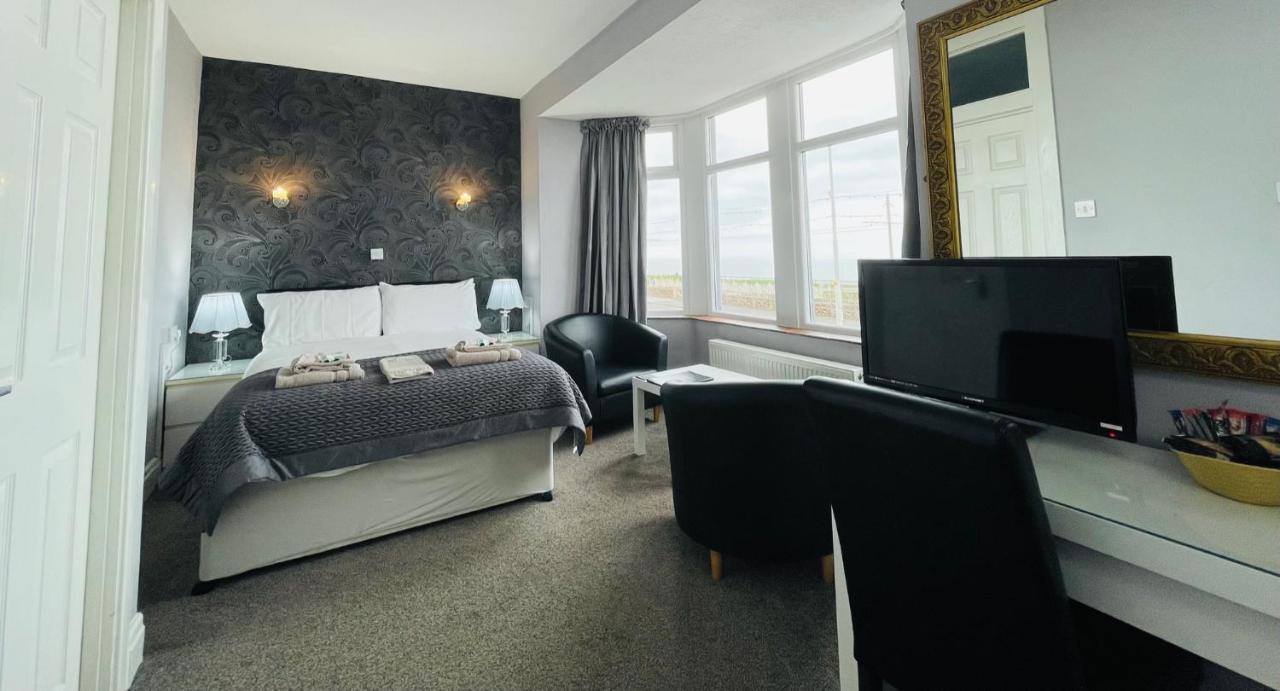 Windsor Park Hotel Blackpool Bagian luar foto