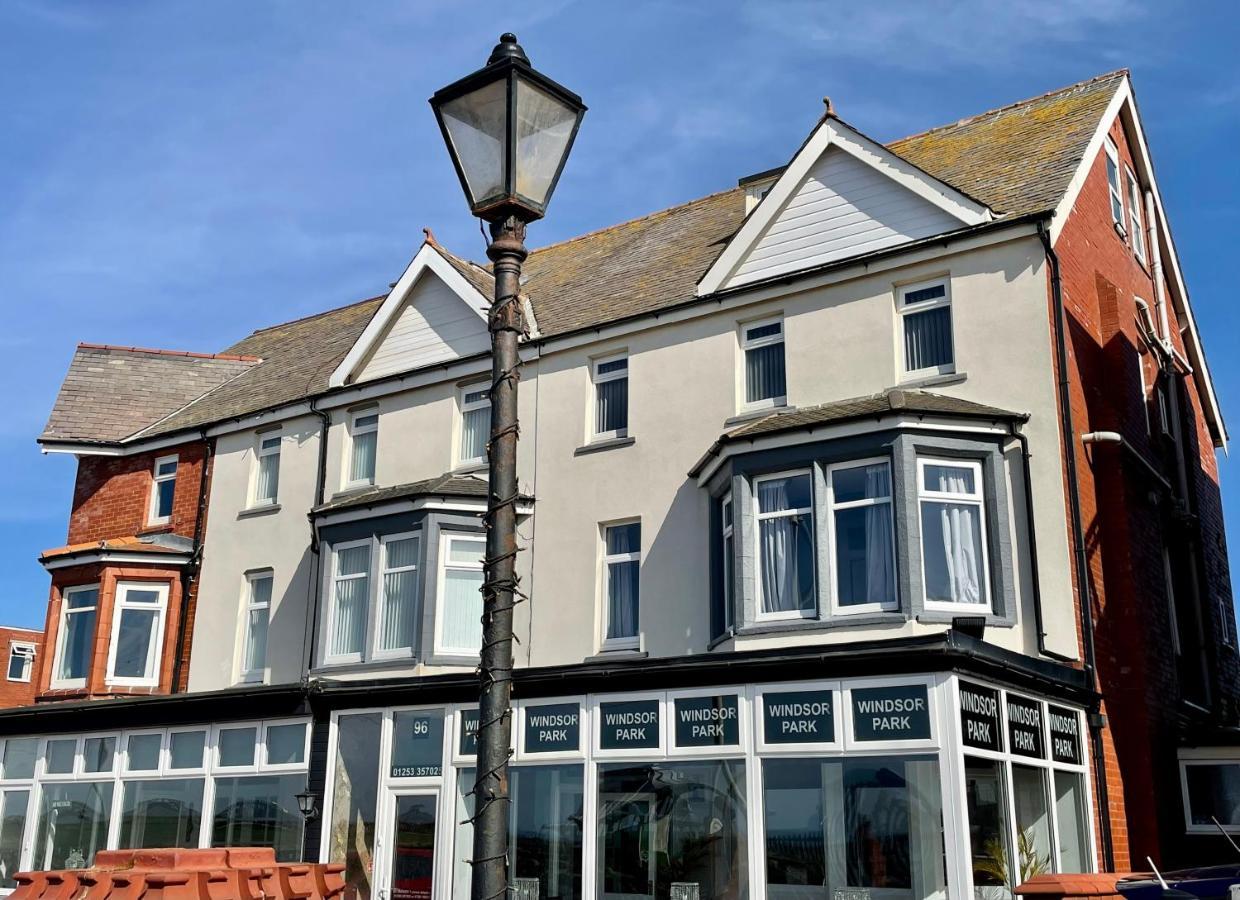Windsor Park Hotel Blackpool Bagian luar foto