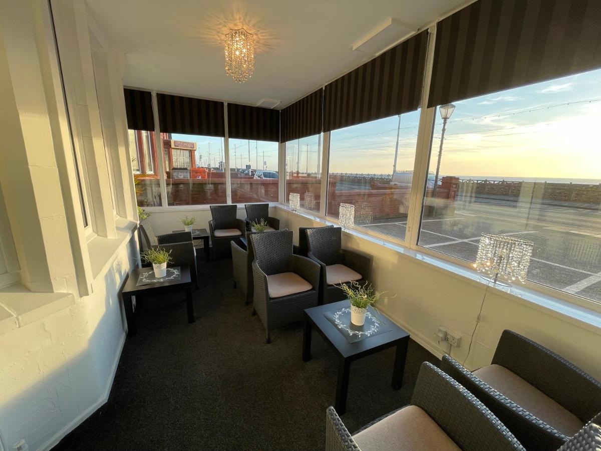 Windsor Park Hotel Blackpool Bagian luar foto