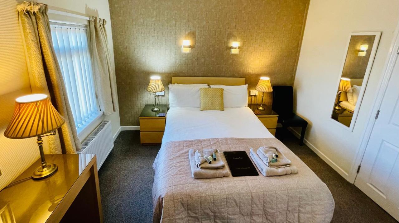 Windsor Park Hotel Blackpool Bagian luar foto