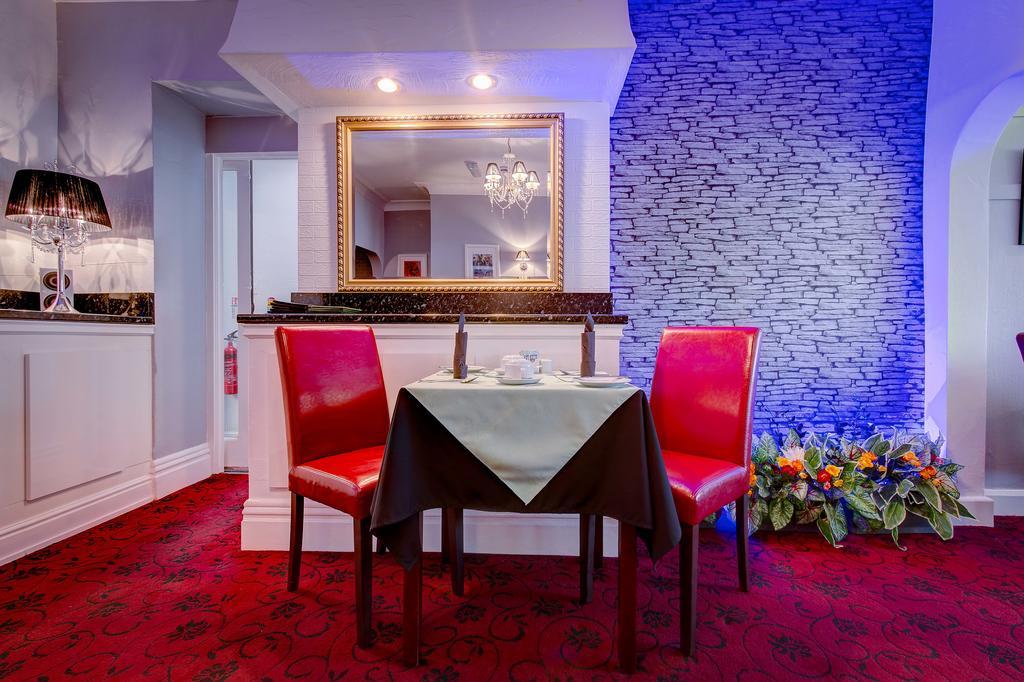 Windsor Park Hotel Blackpool Bagian luar foto
