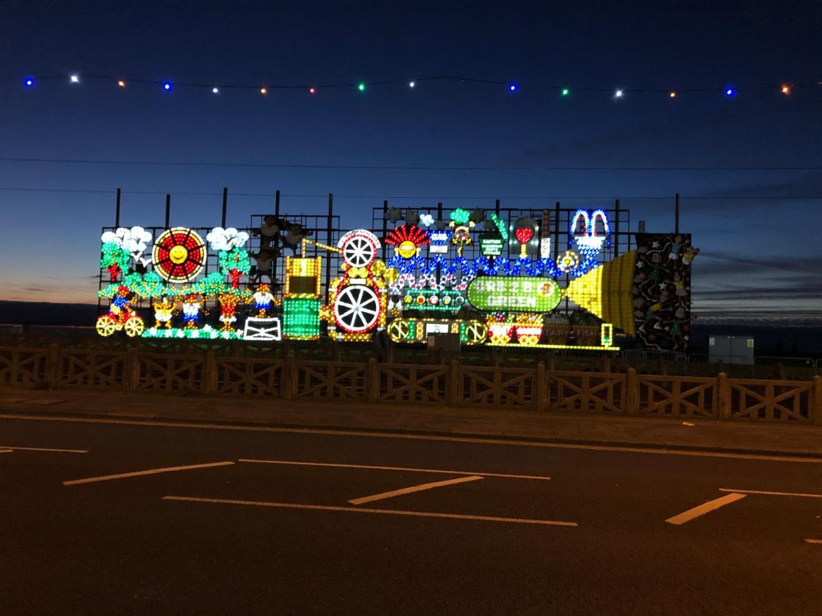 Windsor Park Hotel Blackpool Bagian luar foto
